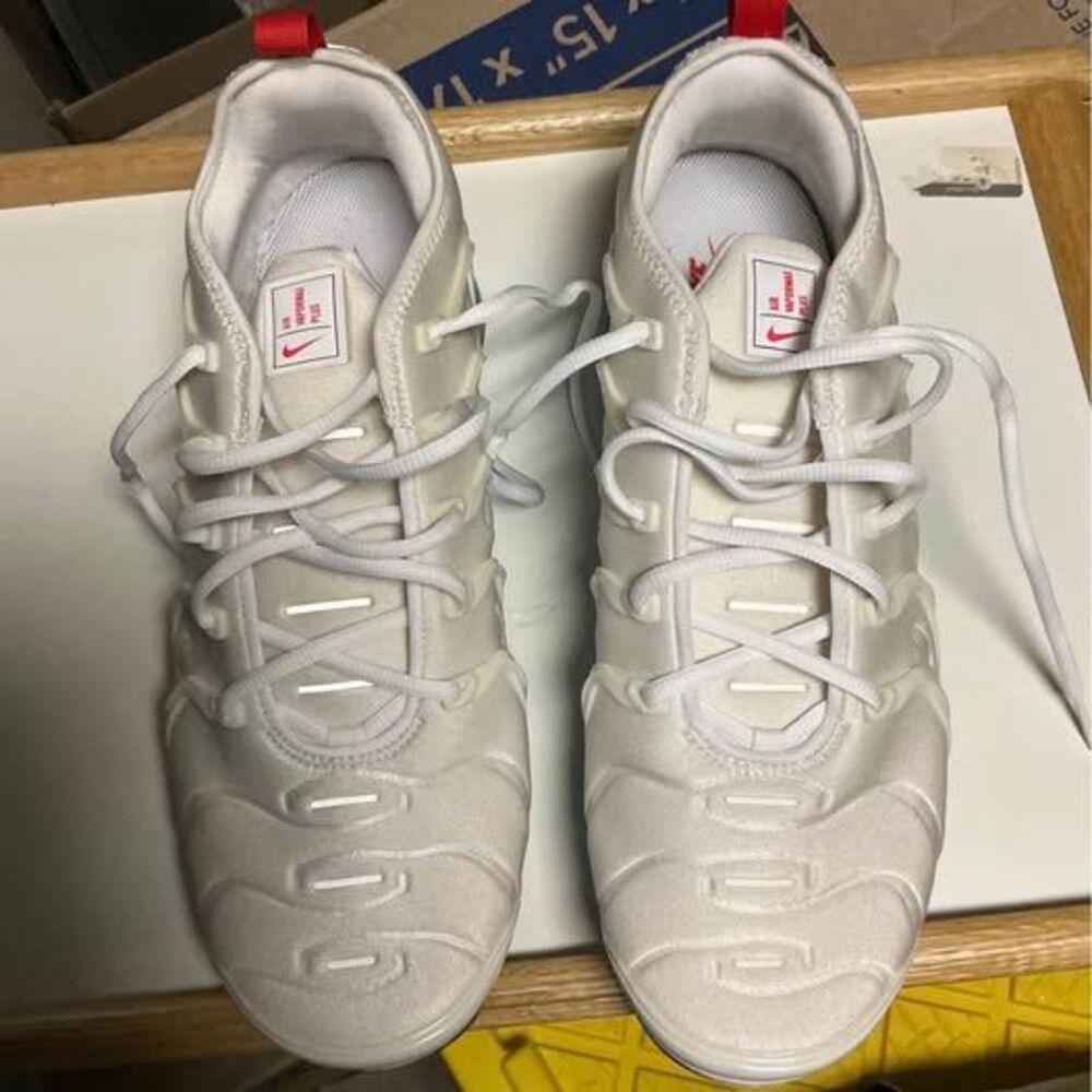Men’s Nike Air VaporMax Plus size 13